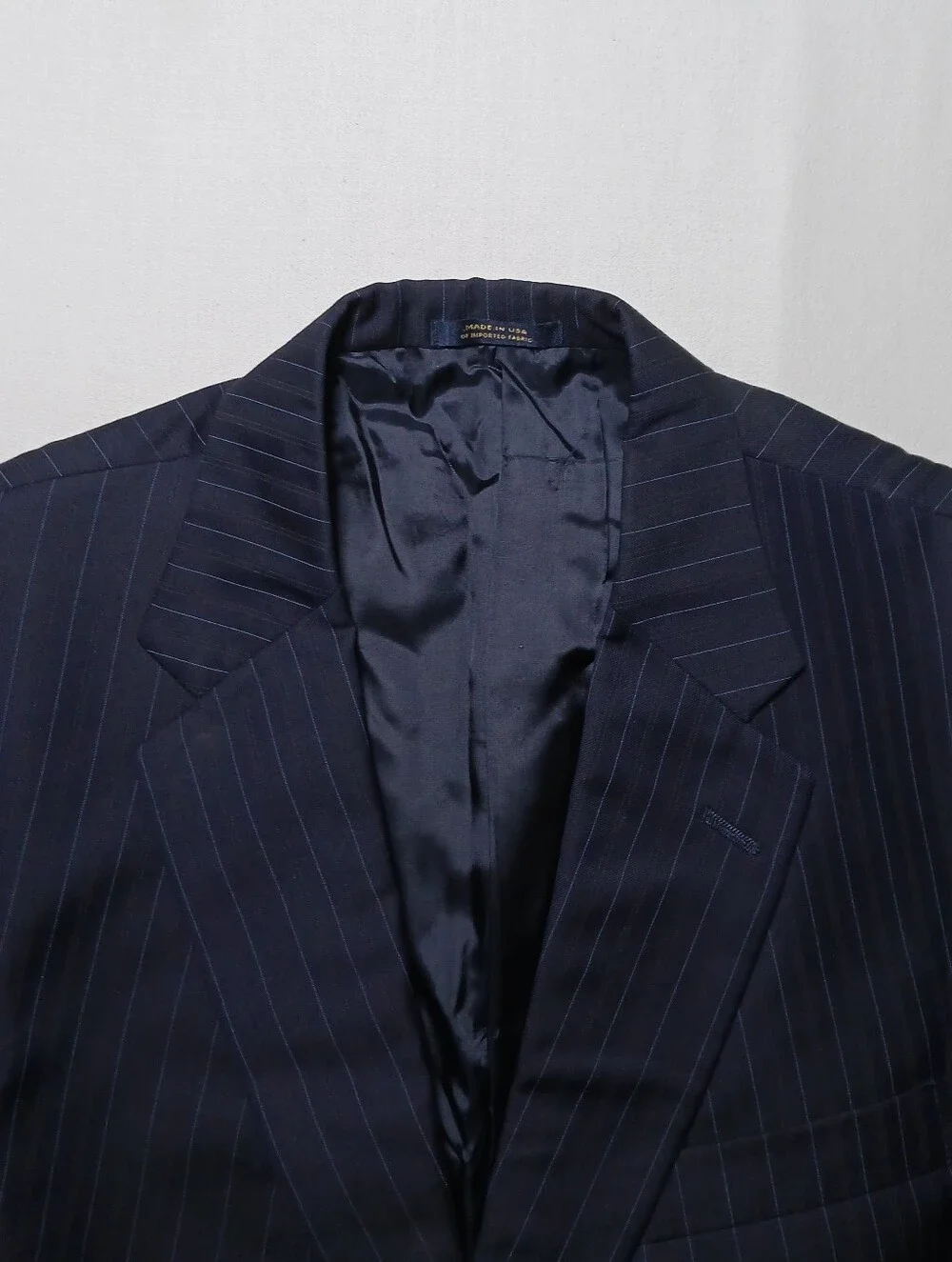 Hart Schaffner Marx classic navy